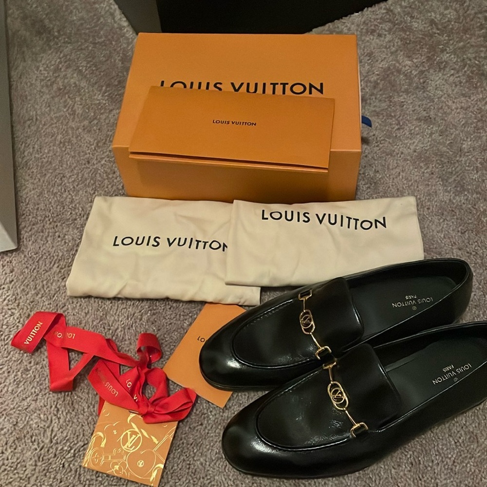 Louis Vuitton dress shoe